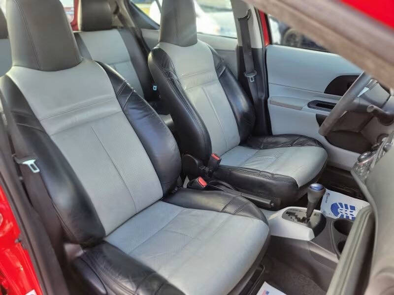 2013 Toyota Prius c Three