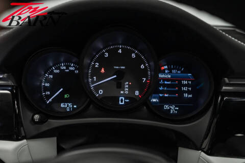 2022 Porsche Macan S