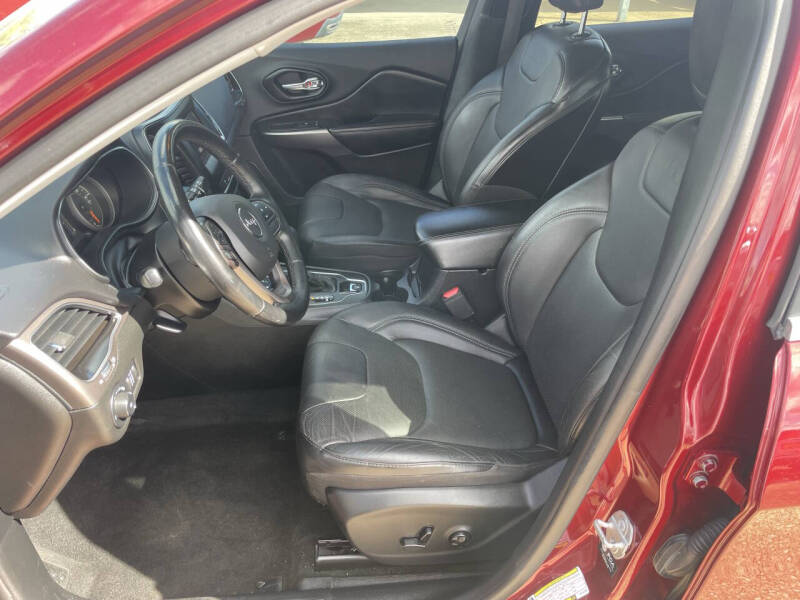 2021 Jeep Cherokee Latitude Lux