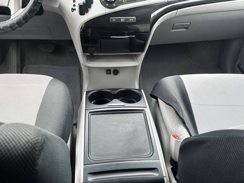2013 Toyota Sienna