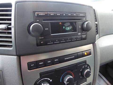 2005 Jeep Grand Cherokee Laredo