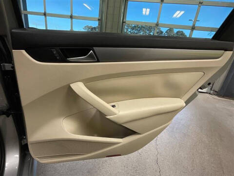 2013 Volkswagen Passat