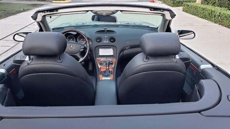 2007 Mercedes-Benz SL-Class 24