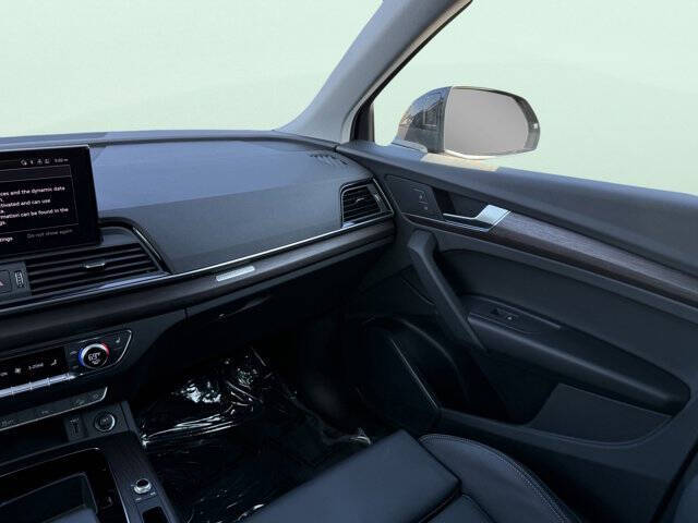 2024 Audi Q5 e quattro S line Premium 55 TFSI