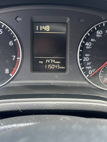 2015 Volkswagen Passat 1.8T Limited Edition