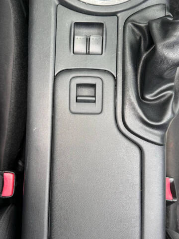 2013 Mazda MX-5 Miata Sport