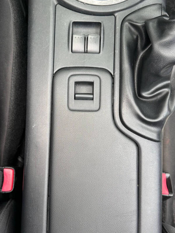 2013 Mazda MX-5 Miata Sport