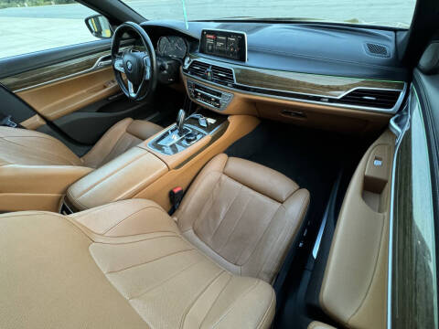 2018 BMW 7 Series 740i