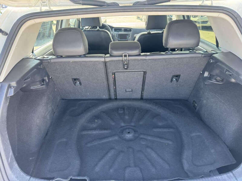 2015 Volkswagen e-Golf SEL Premium