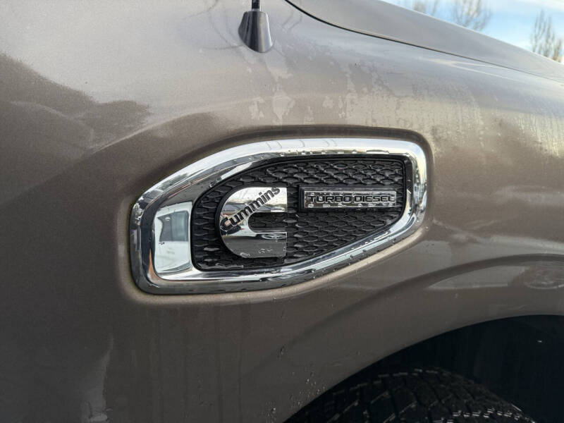 2017 Nissan Titan XD SV