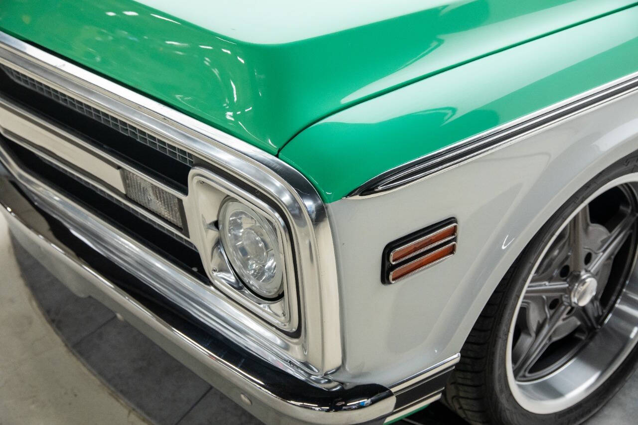1969 Chevrolet C/K 10 Series 23