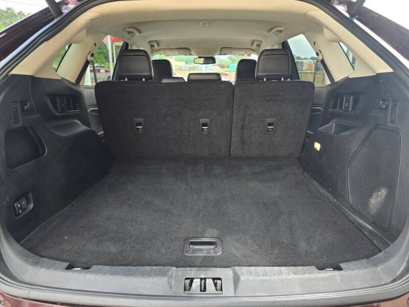 2023 Ford Edge Titanium