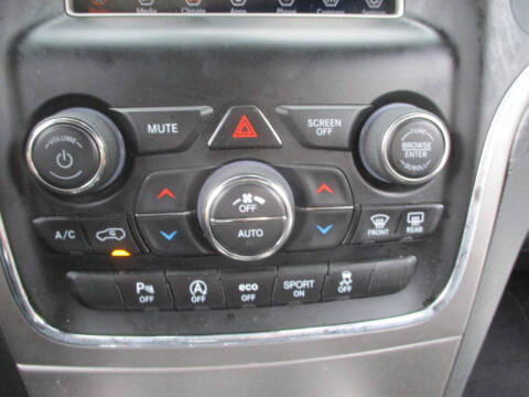 2019 Jeep Grand Cherokee Laredo