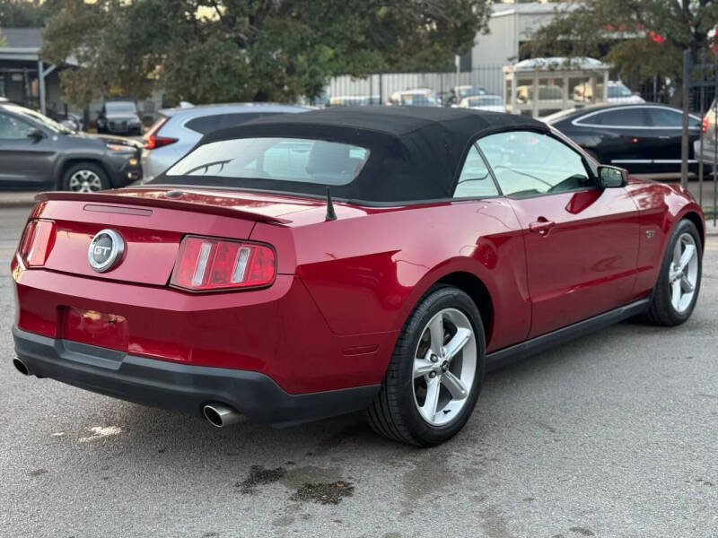 2010 Ford Mustang