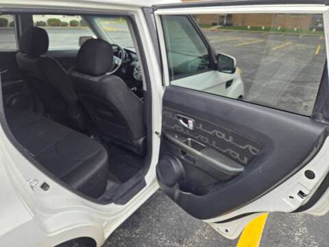 2013 Kia Soul +
