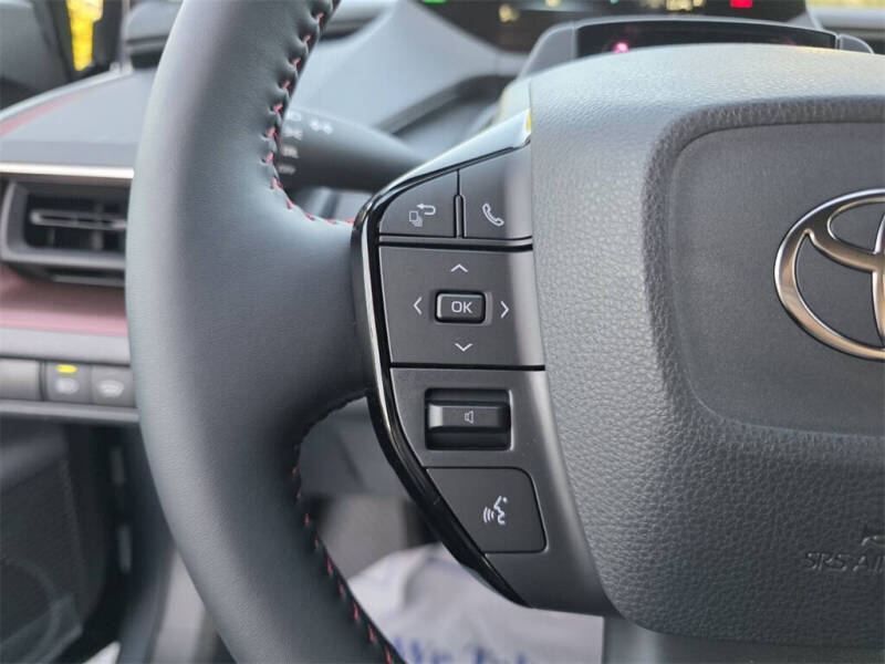 2026 Toyota Prius Plug-in Hybrid SE