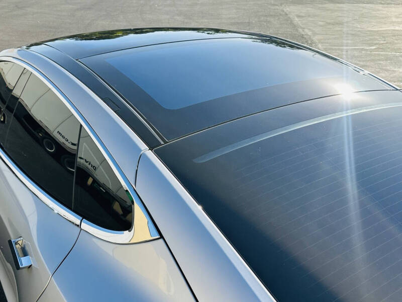 2013 Tesla Model S
