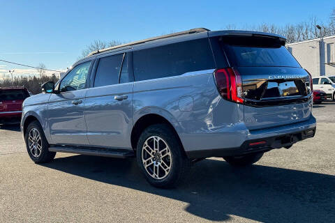 2026 Ford Expedition MAX Active