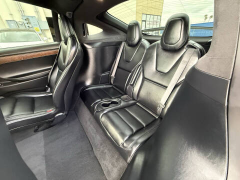 2021 Tesla Model X Long Range Plus