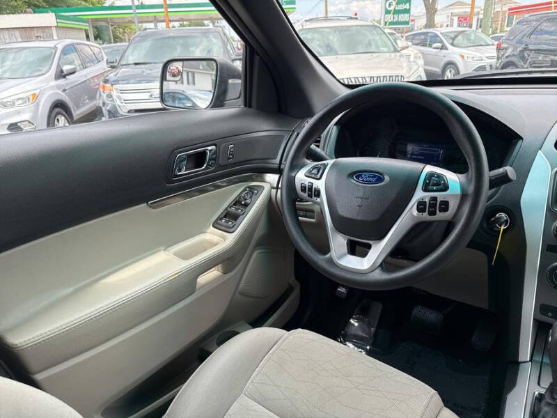 2014 Ford Explorer