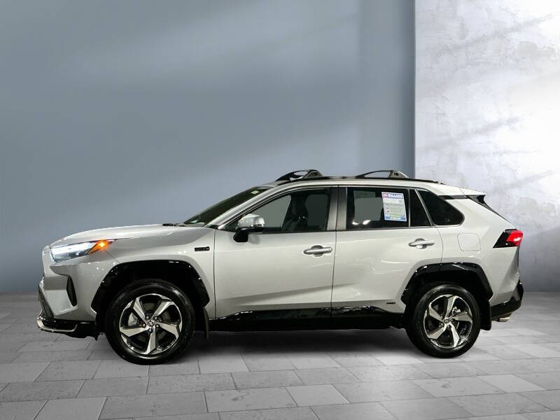 2024 Toyota RAV4 Prime SE