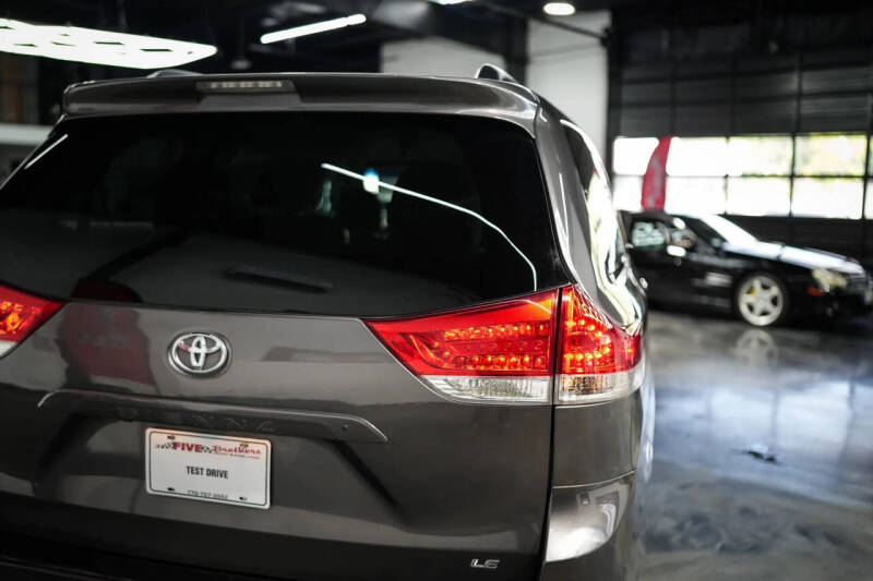 2013 Toyota Sienna