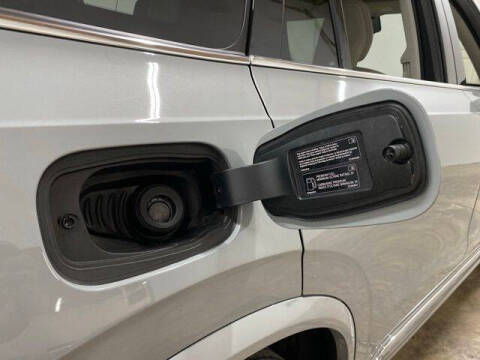 2025 Volvo XC90 B5 Core Bright Theme