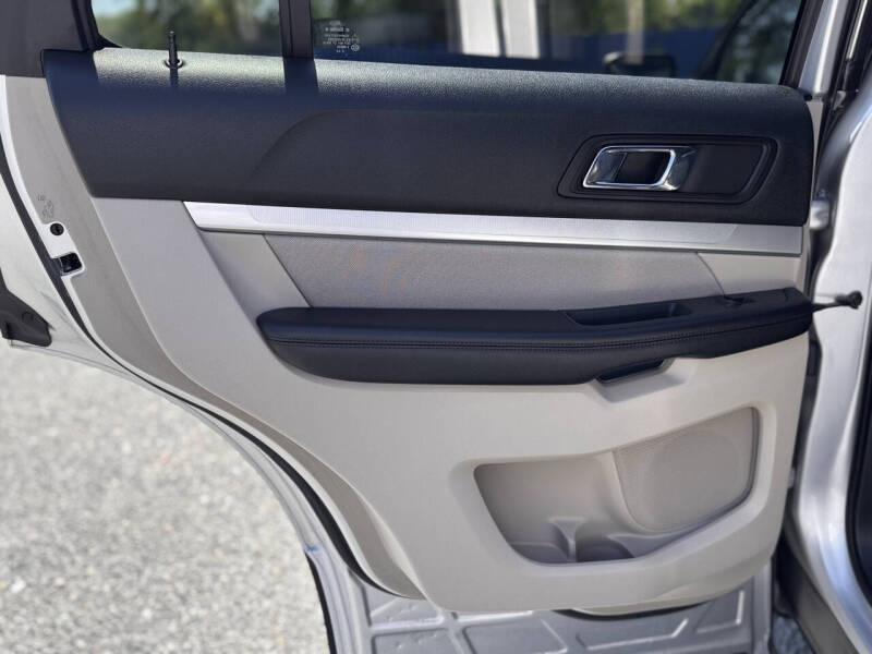 2018 Ford Explorer