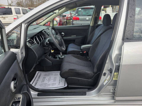 2011 Nissan Versa 1.8 S
