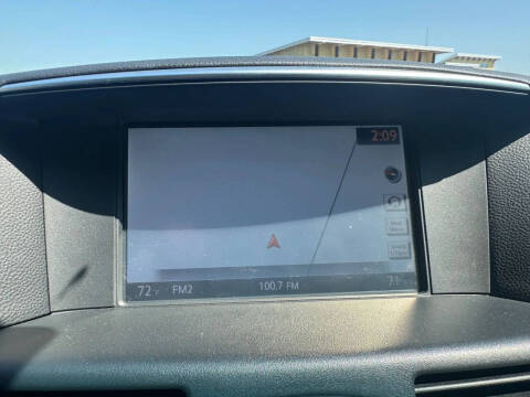 2015 Infiniti Q70 3.7