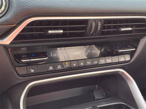 2024 Mazda CX-90 Plug-in Hybrid Premium