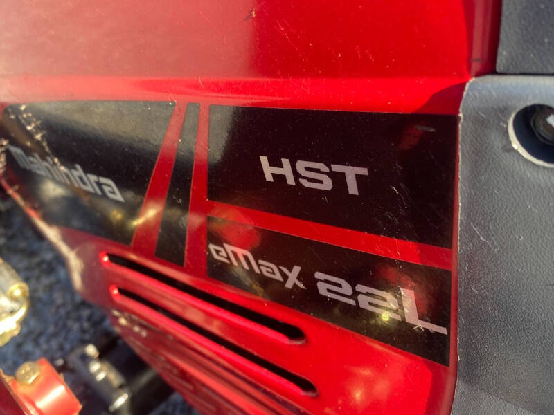 2018 Mahindra eMAX 22L