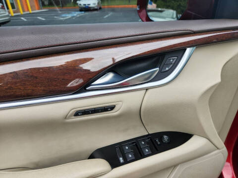 2014 Cadillac XTS Luxury Collection