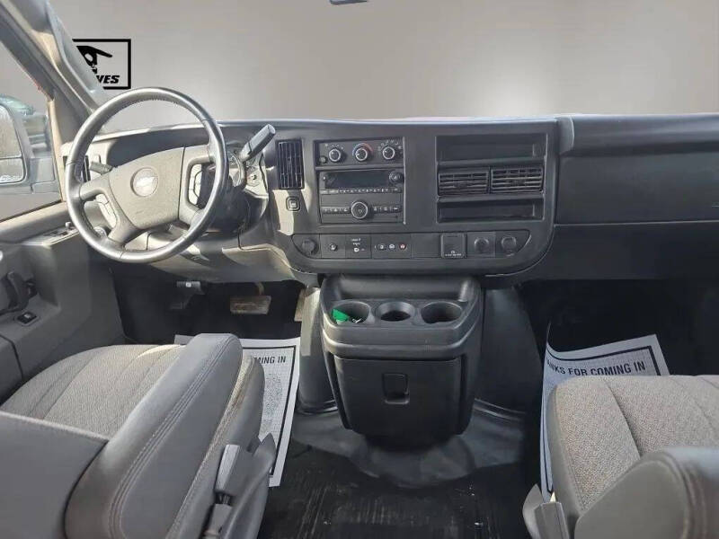 2022 Chevrolet Express 3500