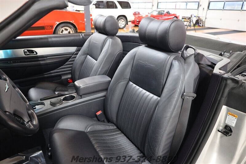 2004 Ford Thunderbird Deluxe