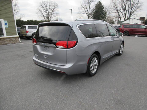 2018 Chrysler Pacifica Touring L Plus