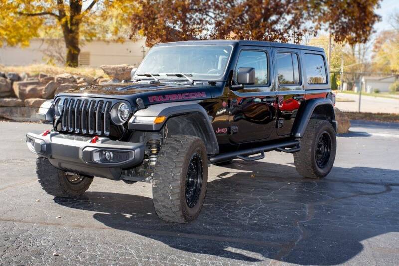 2018 Jeep Wrangler Unlimited for sale at CROSSROAD MOTORS in Caseyville IL