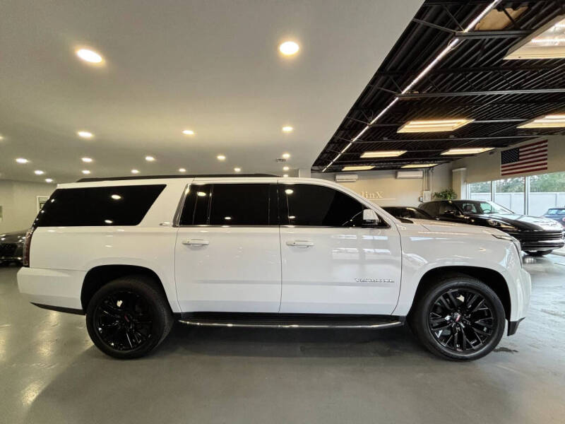 2020 GMC Yukon XL SLT