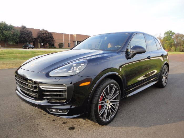 2016 Porsche Cayenne GTS