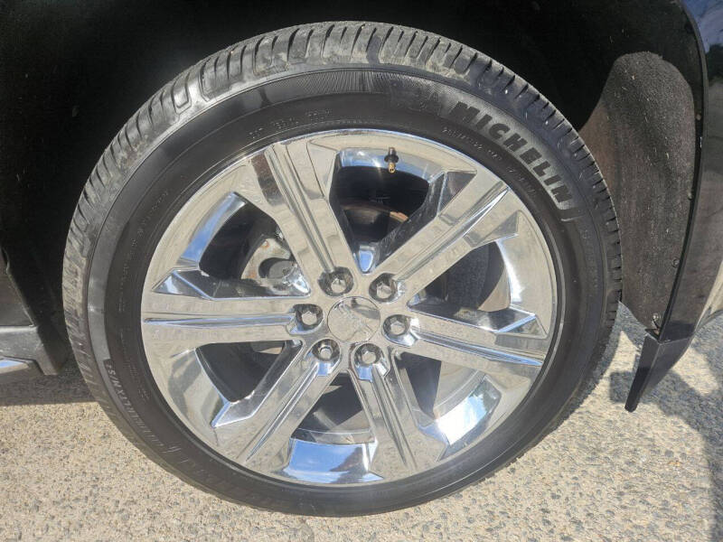 2017 GMC Yukon XL Denali