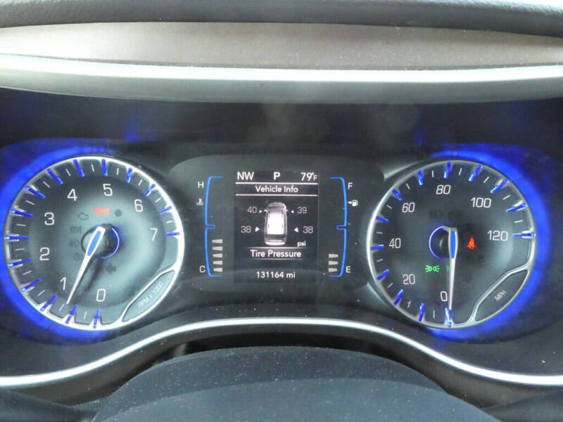 2017 Chrysler Pacifica Touring-L