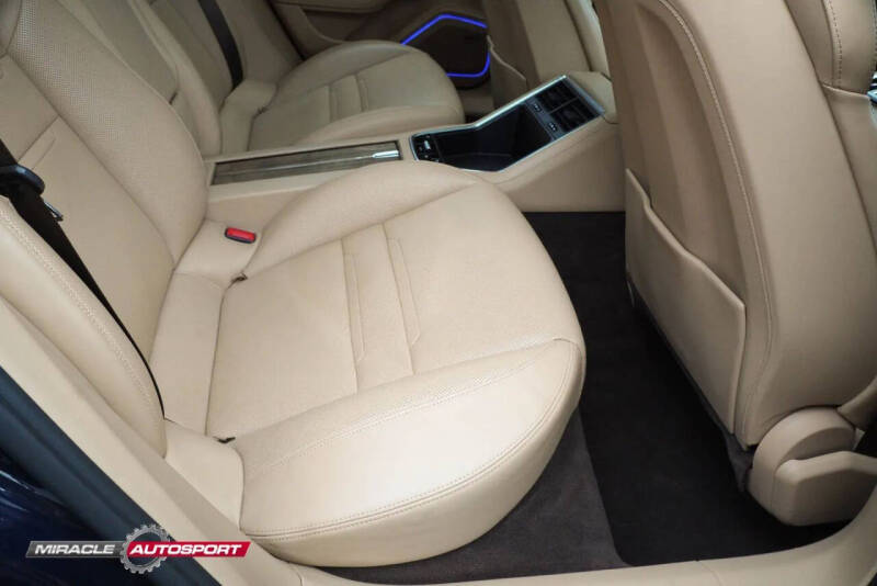 2017 Porsche Panamera 4S