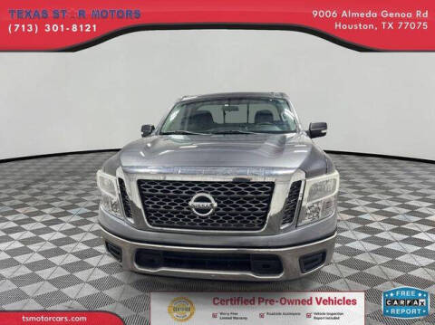 2017 Nissan Titan SV