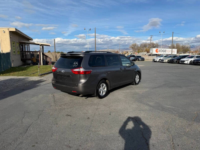 2015 Toyota Sienna
