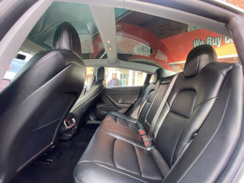 2019 Tesla Model 3 Standard Range Plus