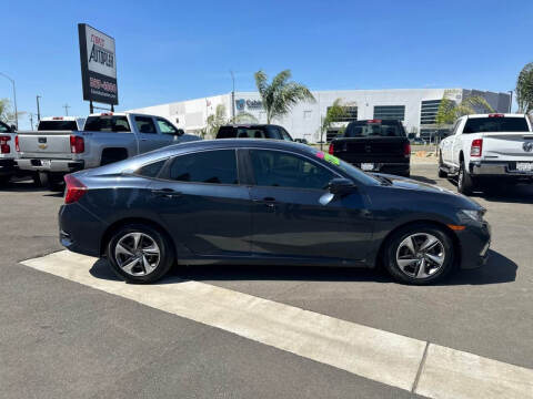 2019 Honda Civic for sale at Carros Usados Fresno in Clovis CA