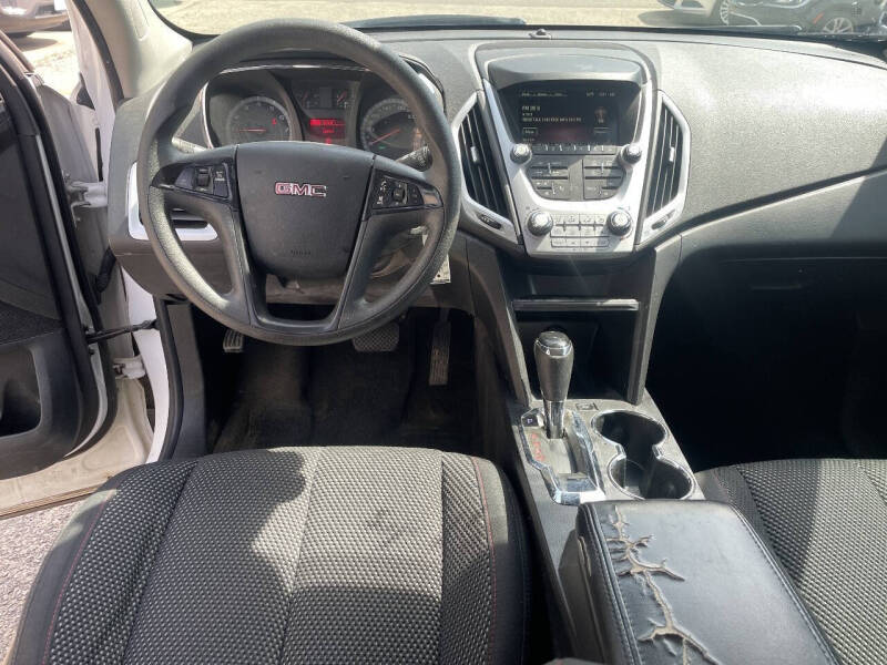 2017 GMC Terrain SLE-1