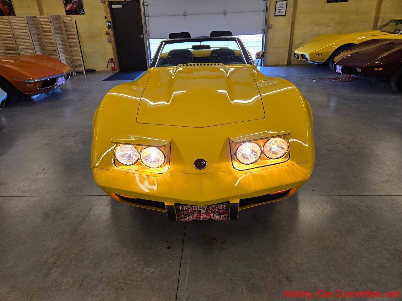 1975 Chevrolet Corvette 2
