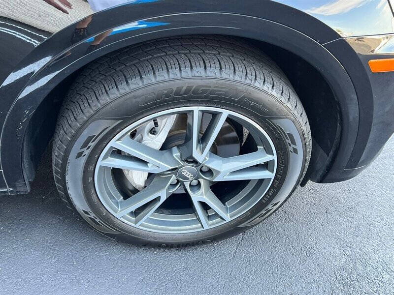 2020 Audi Q5 e quattro Premium 55 TFSI