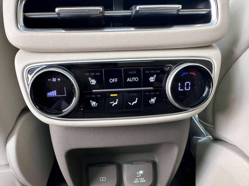 2024 Genesis GV80